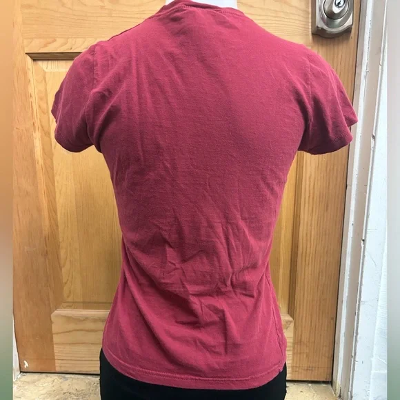 Red Ramones Tee. Great design. - Picture 2 of 4